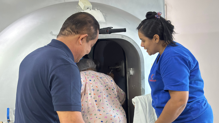 Tratamento com câmara hiperbárica chega à rede pública de Imperatriz