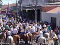 Cavaleiros e amazonas percorrem as ruas de Imperatriz  com saída da Praça da Cultura.