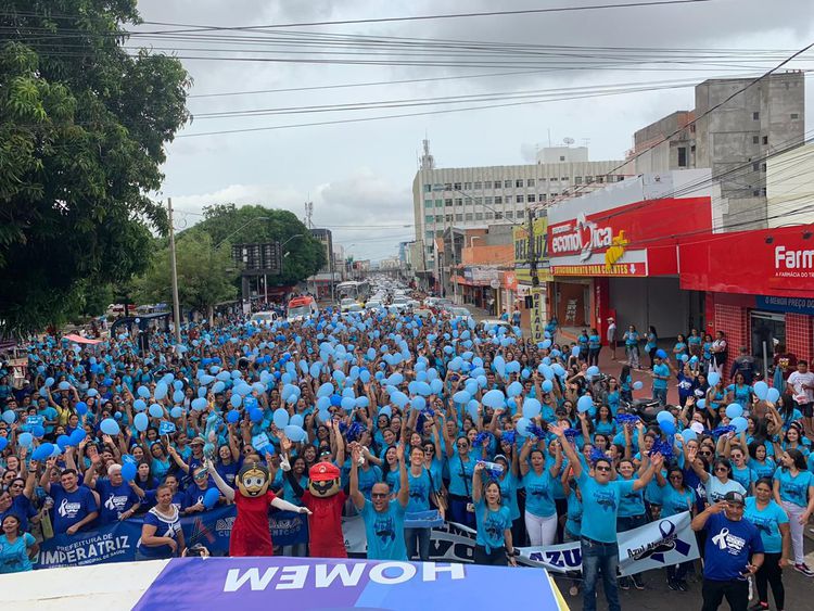 Caminhada Novembro Azul reúne mais de duas mil pessoas