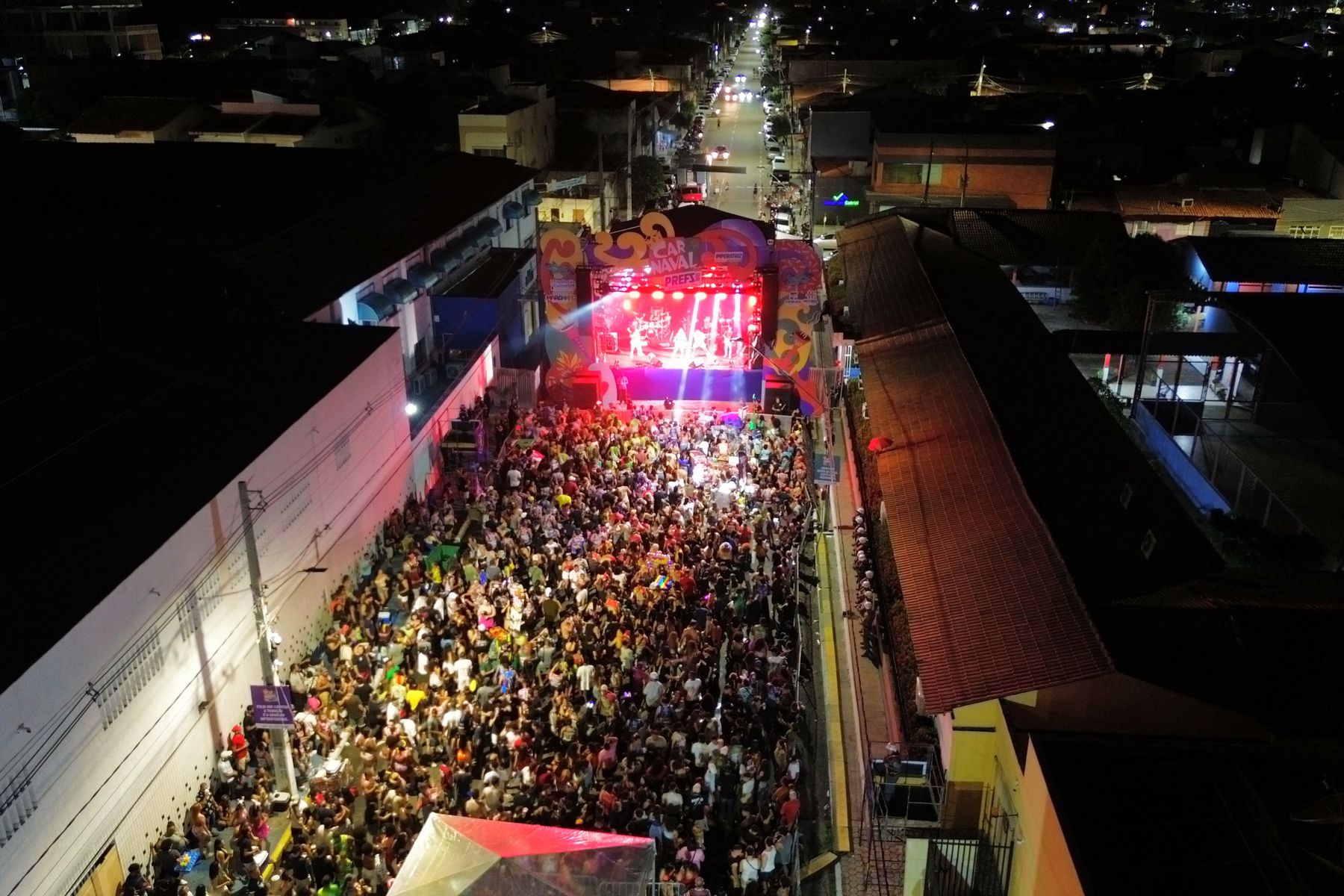 Primeiro dia do Carnaval da Prefs movimenta a cidade com concursos, Espaço Kids e shows
