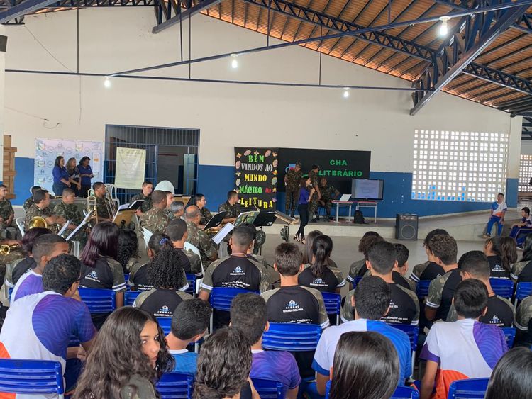 Prefeitura e Exército realizam ações de educação ambiental em escolas públicas de Imperatriz