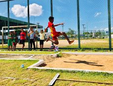 Escolas municipais são destaque nas competições de salto em distância