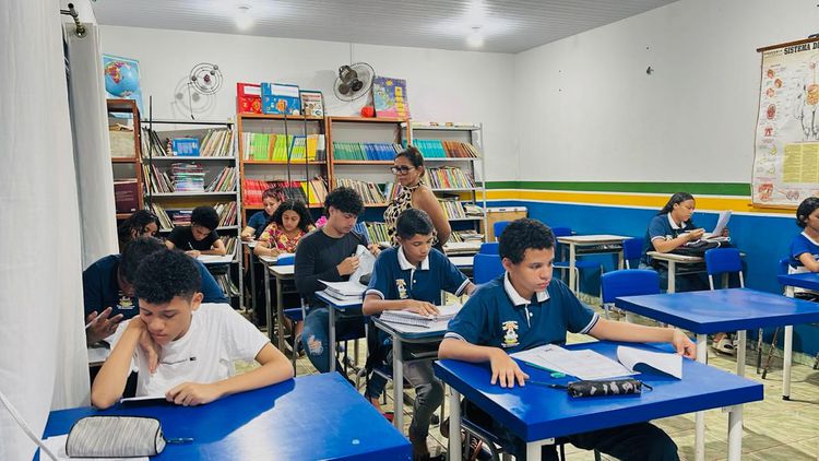 Mais de 6 mil alunos da rede municipal participam das provas do Saeb