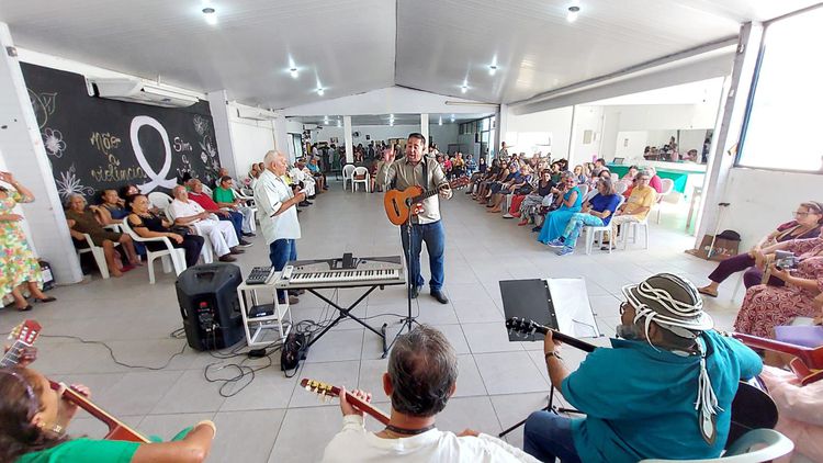 Semana Especial Celebra o Dia dos Pais com Programação Voltada para o Cuidado e Valorização dos Idosos