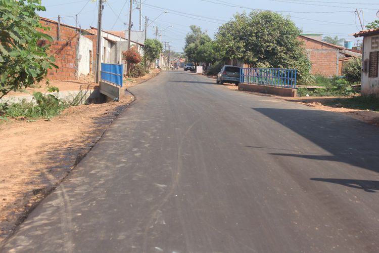 Prefeitura conclui pavimentação asfáltica da Rua Guarani