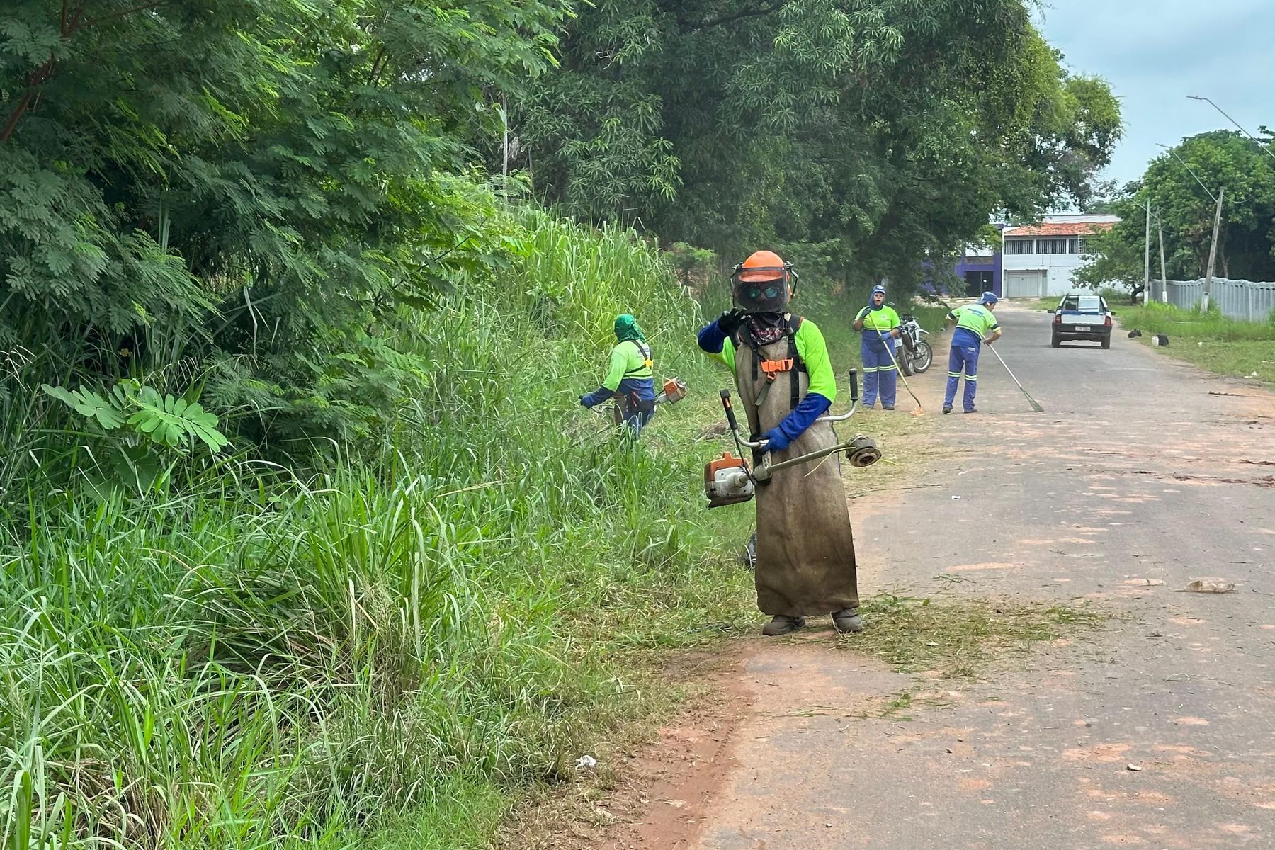 Prefeitura instala câmeras contra descarte irregular de lixo na entrada do bairro Morada do Sol