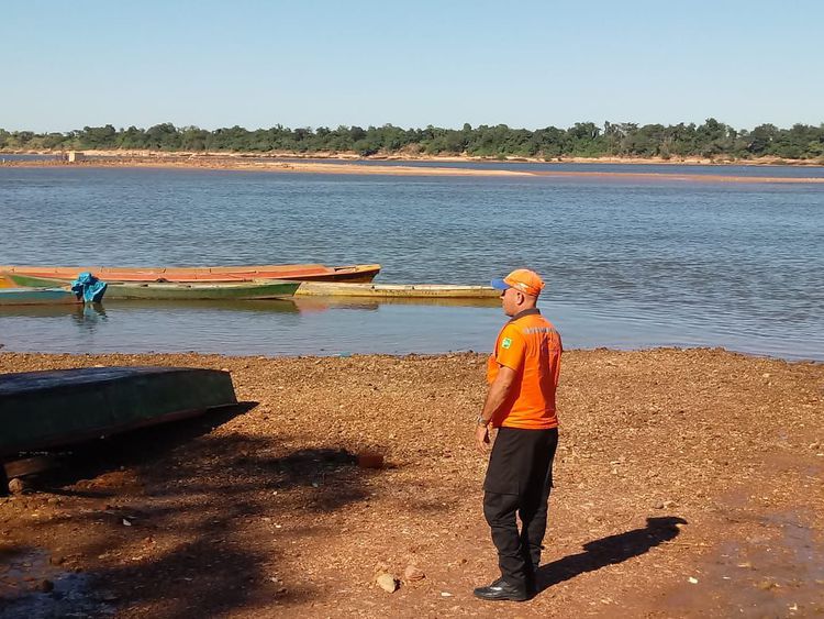 Estiagem mantém rio Tocantins com nível negativo