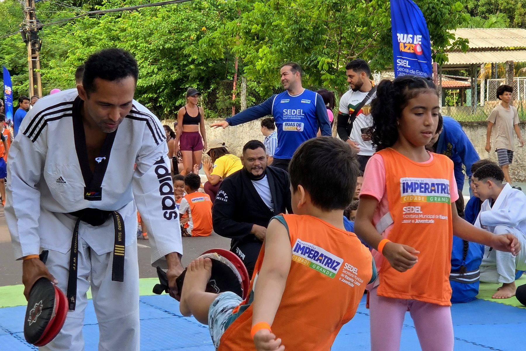 Ruas de Lazer Especial Carnaval leva folia, esporte e diversão para as famílias neste domingo