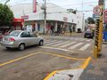 Vagas de estacionamento para motos, carros, idosos e cadeirantes são disciplinas na Rua Coriolano Milhomem, Centro