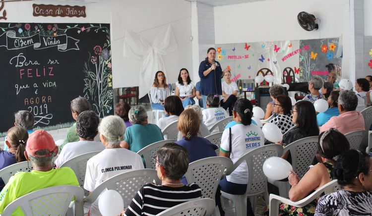 Casa do Idoso Feliz lança projeto "É preciso saber viver"