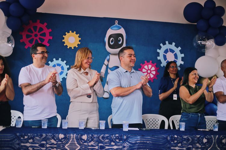 Nono Laboratório Maker da Rede Municipal de Ensino é entregue a Escola Municipal Darcy Ribeiro