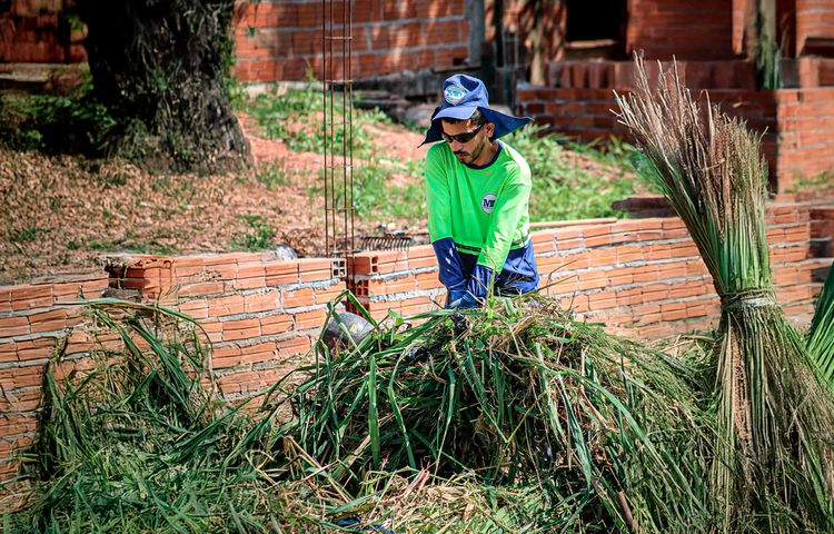 Prefeitura intensifica monitoramento e limpeza de riachos em Imperatriz