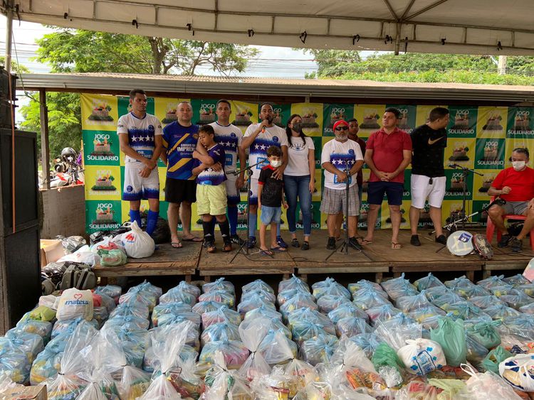 Prefeitura promove Jogo Solidário e arrecada mais de duas toneladas de alimentos
