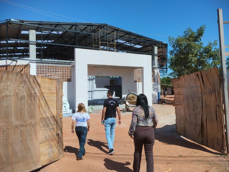 Planejamento Urbano acompanha andamento da construção da feira coberta do Bom Jesus