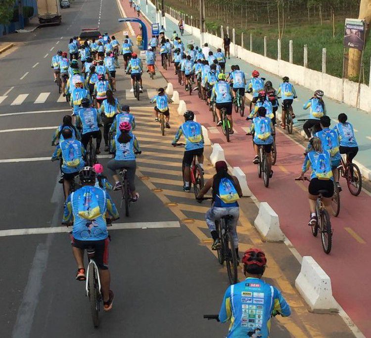 Prefeitura participa de passeio ciclístico voltado ao Novembro Azul