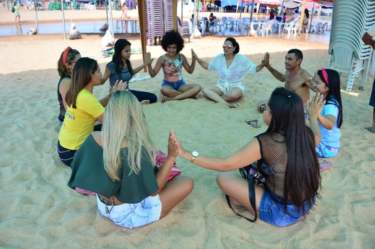 CAPS promove ação de saúde mental na Praia do Cacau
