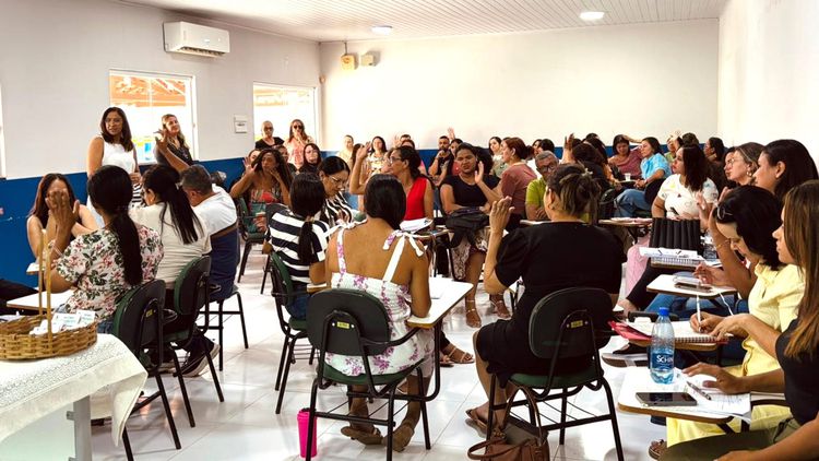 Imperatriz capacita educadores para implementação do Plano Educacional Individualizado (PEI)