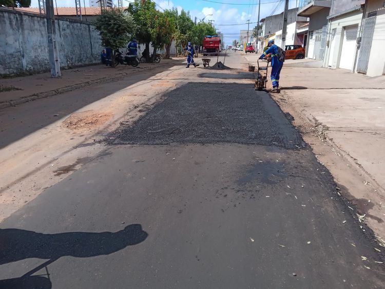 Ruas da Nova Imperatriz, Bacuri e Centro são recuperadas