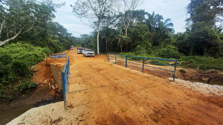 Prefeitura conclui construção da ponte do povoado Água Boa