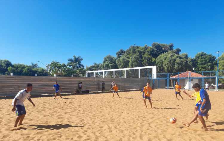 Primeira fase do Beach Soccer inicia com goleada nos Jogos Escolares