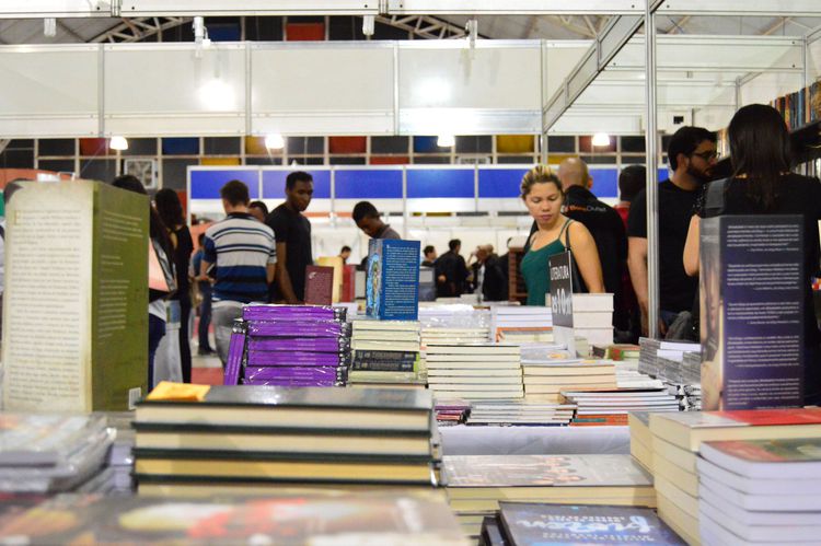 Livros contemplados pelo Prêmio Edelvira Marques de Literatura serão lançados no SALIMP