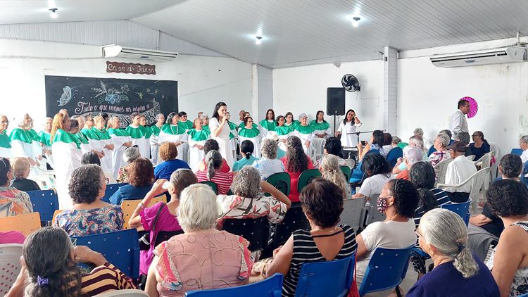 Prefeitura promove celebração especial da Semana Santa na Casa do Idoso Feliz