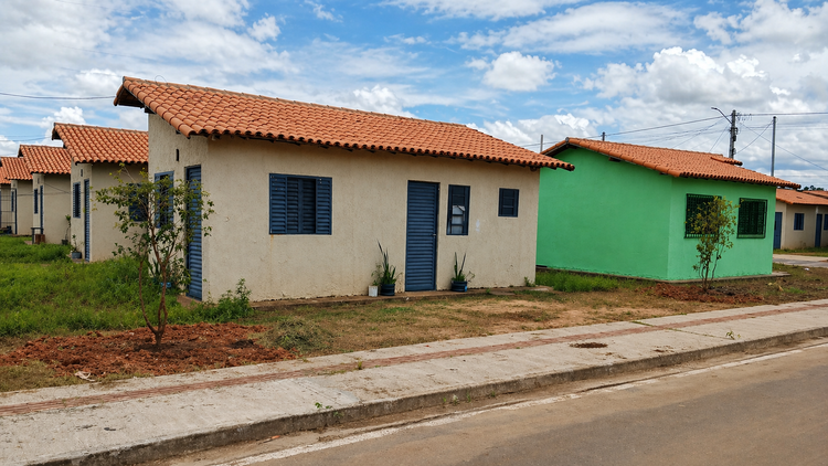 Residencial Canto da Serra recebe projeto de arborização com meta de plantio de 600 mudas de árvores
