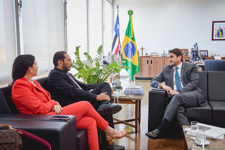 Prefeito Assis Ramos visita Brasília em busca de recursos para Imperatriz