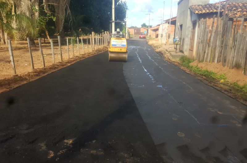 Tapa-buracos avança na Rua Petrônio Portela, Bom Sucesso