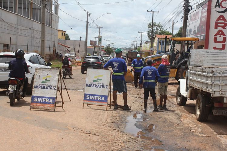 Prefeitura intensifica obras por toda a cidade