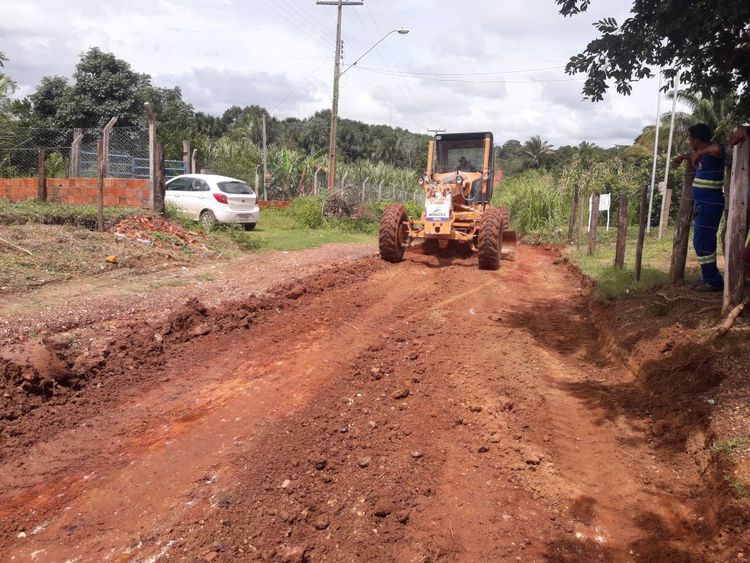 Recuperação de estradas vicinais garante acesso às comunidades da zona rural