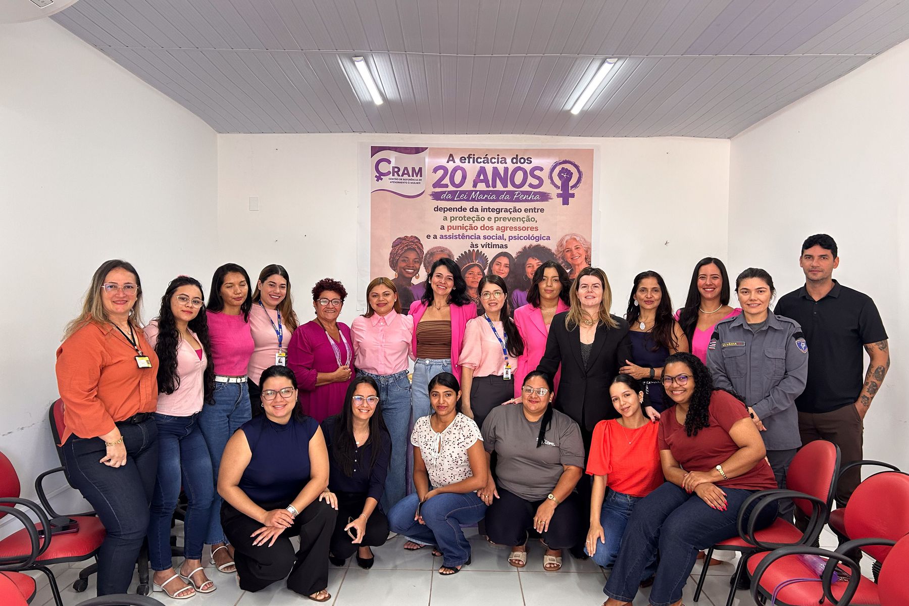 Café com Elas reúne assistidas do CRAM em referência aos 20 anos da Lei Maria da Penha
