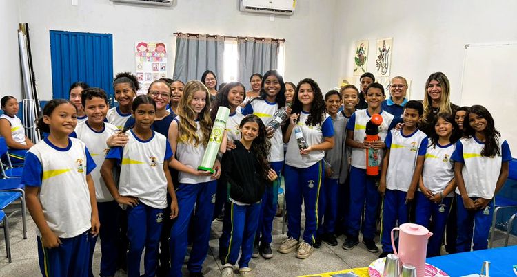 Escola Municipal São Jorge I se destaca no Programa Meu Ambiente com projeto de coleta de pilhas