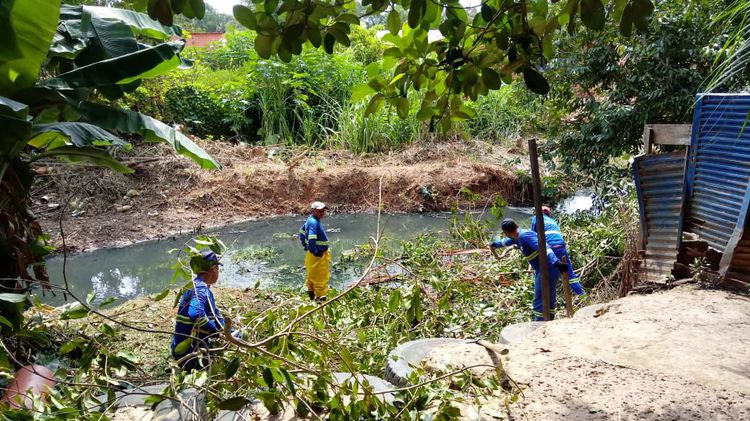 Prefeitura já realizou limpeza de mais de 22 quilômetros de riacho