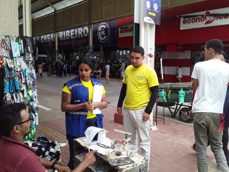 Seplu orienta ambulantes que ainda não tomaram posse dos boxes no Panelódromo e Shopping da Cidade