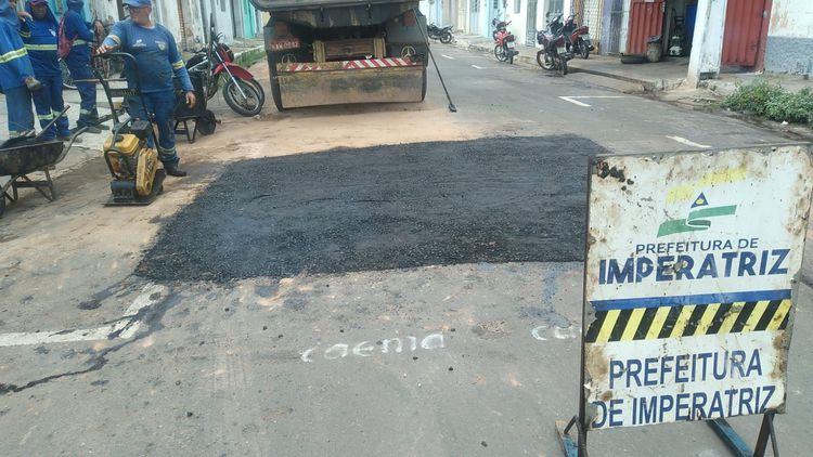 Quarta-feira de recuperação de ruas em mais sete bairros de Imperatriz