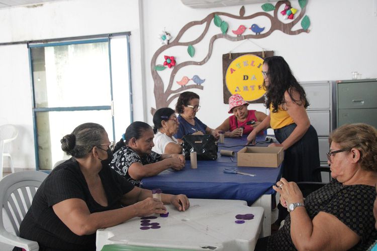 Casa do Idoso Feliz inicia programação alusiva ao Dia das Mães