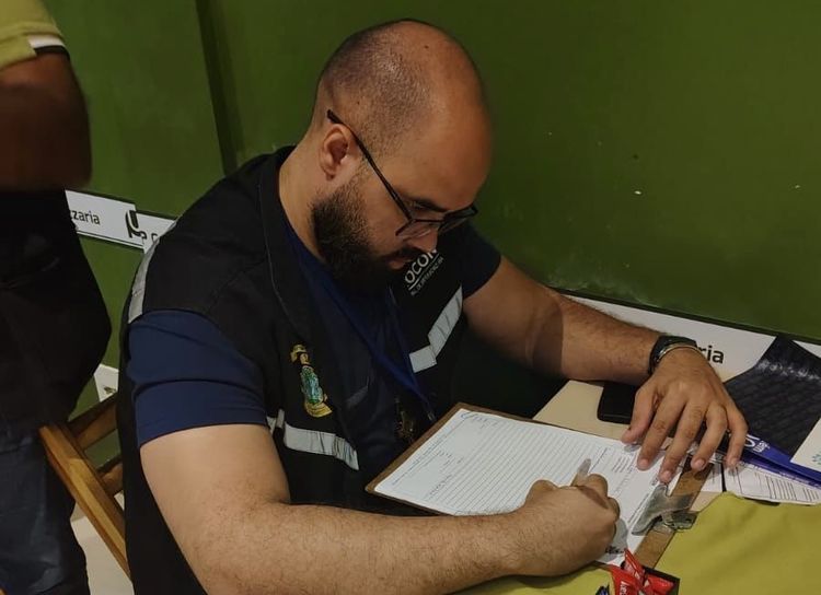 Fiscalização do PROCON flagra uso de bebidas vencidas em casas noturnas