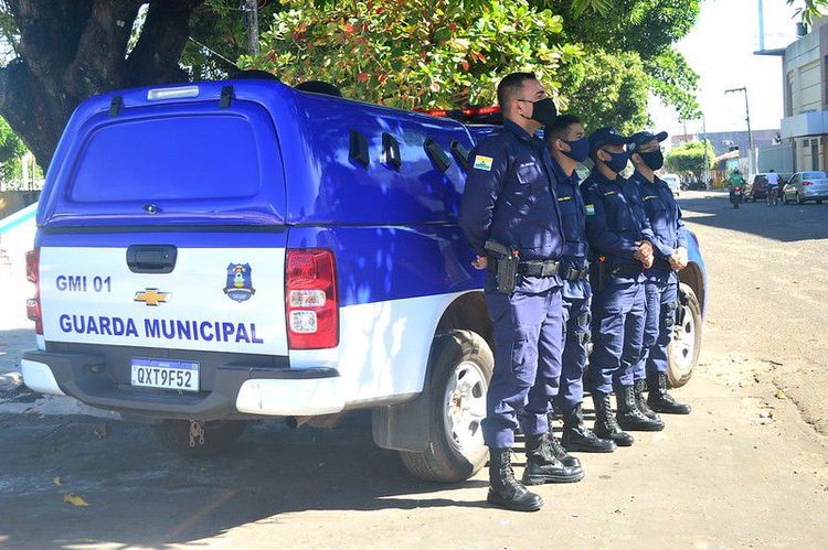Guarda Municipal prende cinco homens em três ocorrências distintas