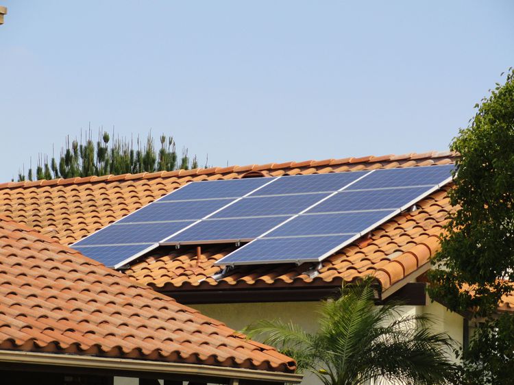 Escolas municipais recebem Sistema de Energia Solar