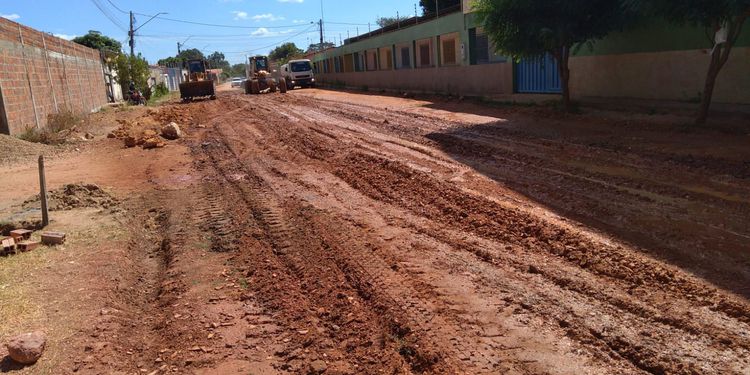 Prefeitura prepara Rua Cauamé para receber segunda etapa de pavimentação em bloquetes