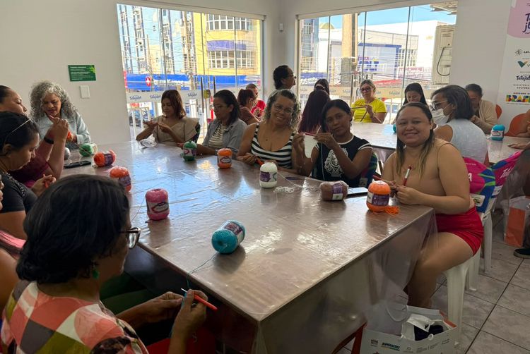 Verão Criativo inicia capacitação em crochê e biojoias para mulheres em Imperatriz