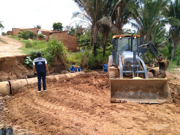 Obras de recuperação de drenagem profunda são realizadas na Vila União e Parque São José