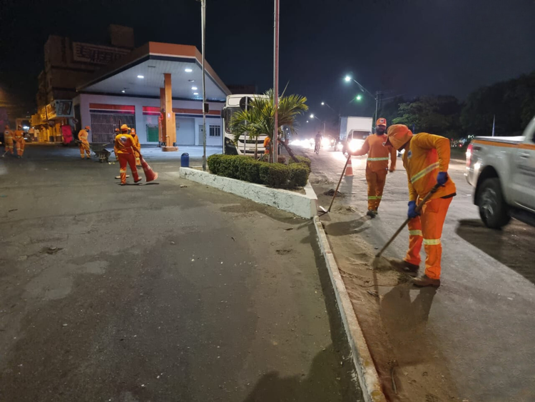 Limpeza Pública atua na rota das festividades do 7 de setembro