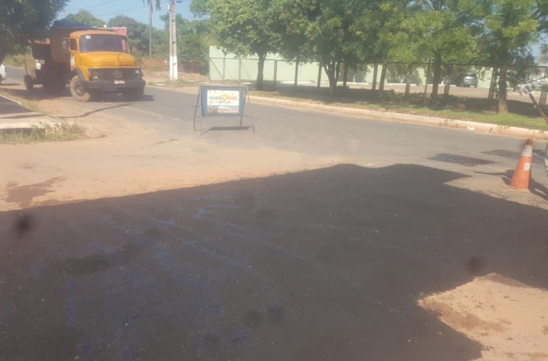 Avança operação Tapa-buracos na Avenida Newton Belo, próximo ao IFMA