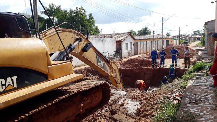 Obra de drenagem profunda chega à Rua Minas Gerais na Vilinha