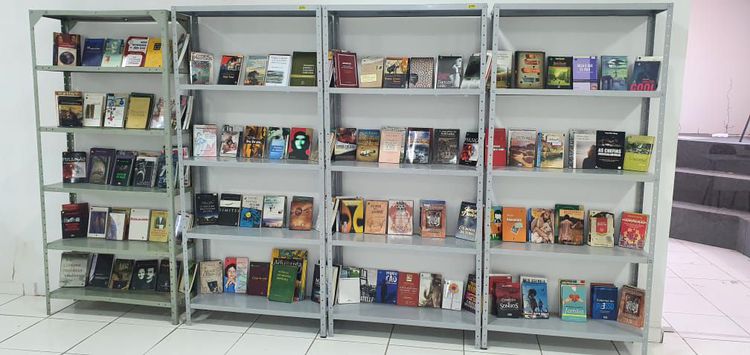 Fundação Cultural dá início ao projeto “Biblioteca Rotativa”