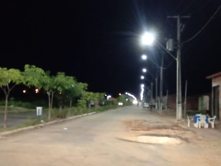 Prefeitura moderniza iluminação das Avenidas I e II do Sebastião Régis