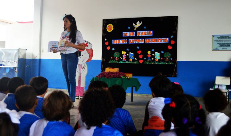 Escolas comemoram Dia Nacional do Livro Infantil