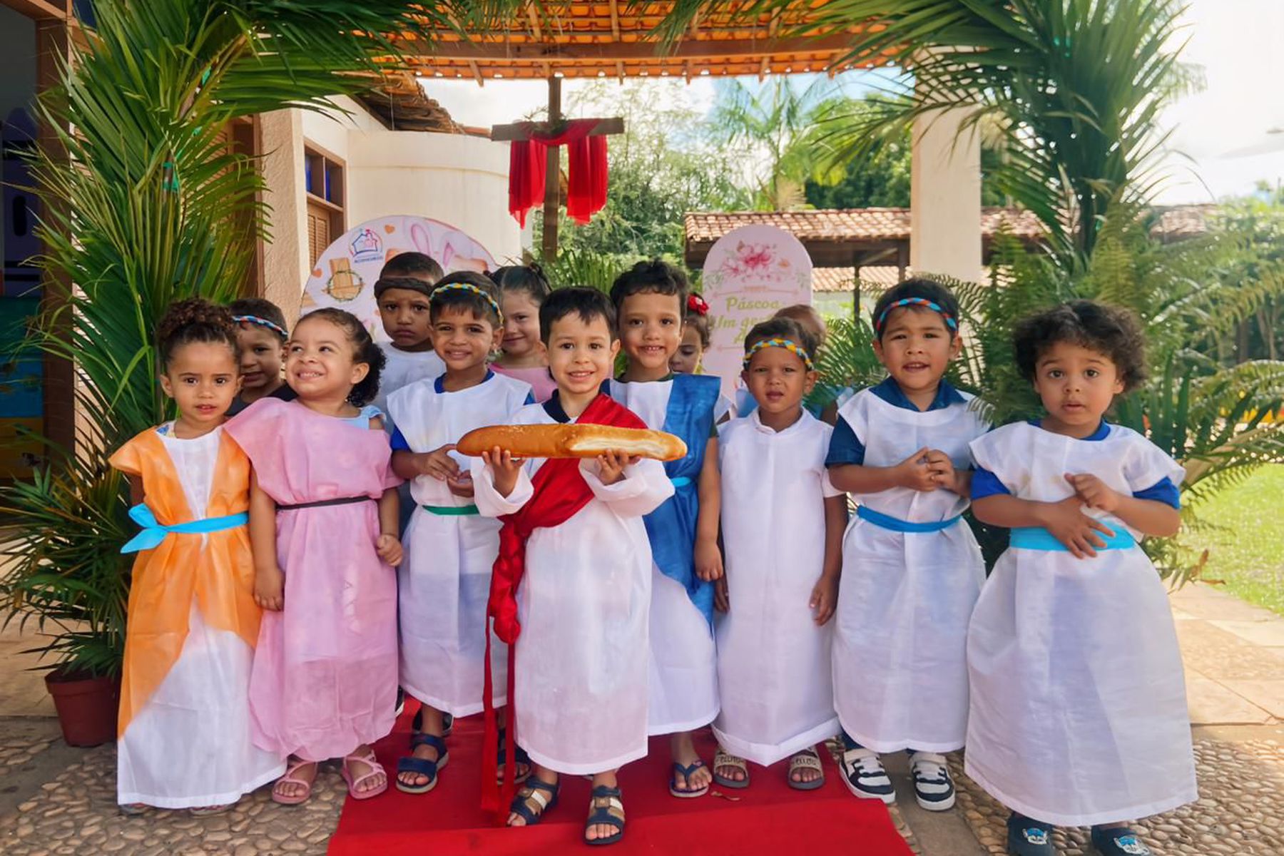 Escolas da Rede Municipal de Ensino promovem ações culturais e solidárias durante a Páscoa
